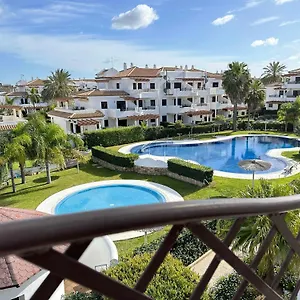 https://apartamentos-chiclana.es-andalucia.com