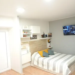 https://studio-apartman-nicole-pula.in-istria.net